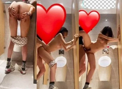 Cặp đôi đưa em người yêu vào WC vụng trộm