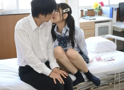 Học sinh nam yếu đuối được khoa khôi địt ngay giữa lớp